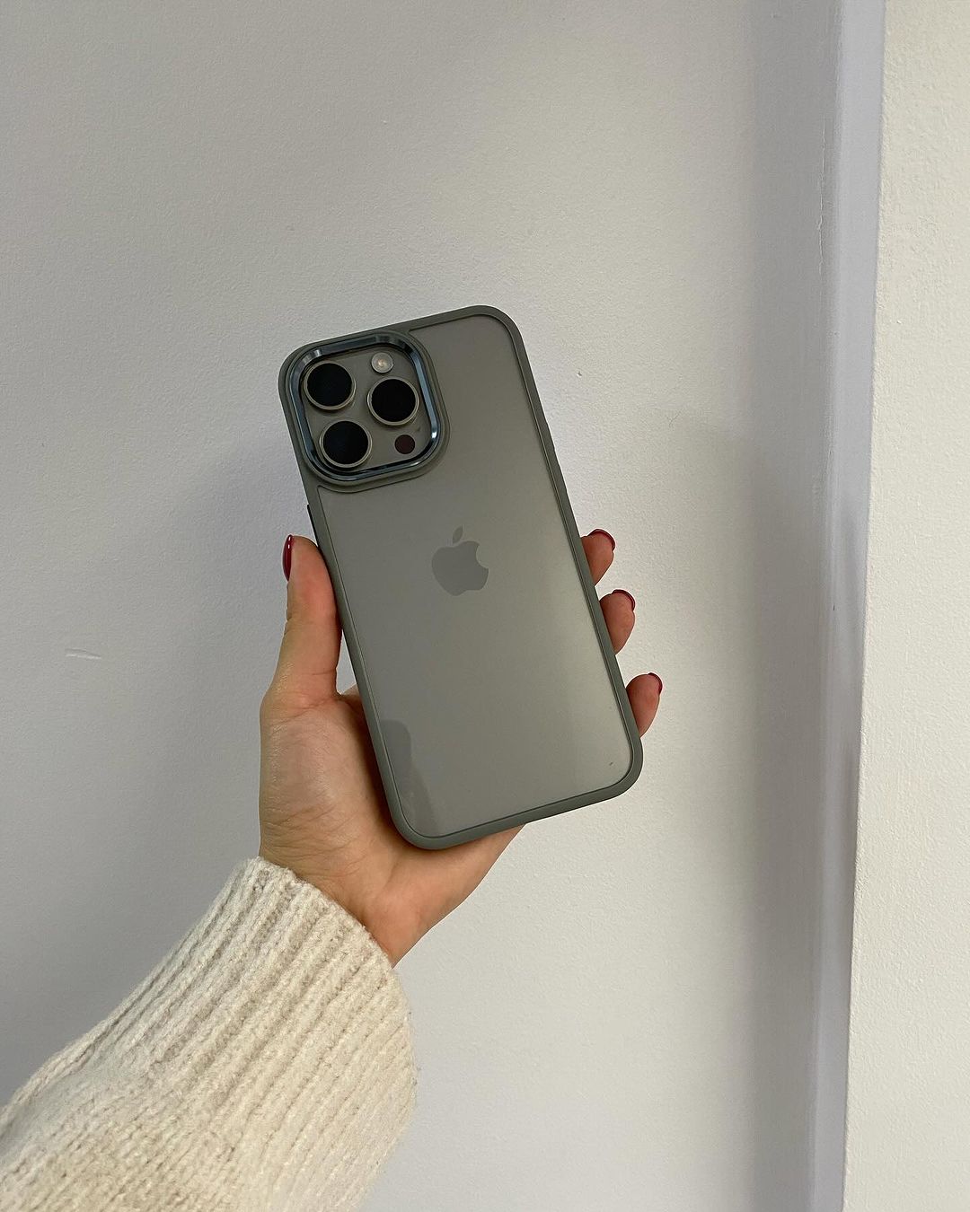 Airskin Bumper Border Case (Anti Yellow)
