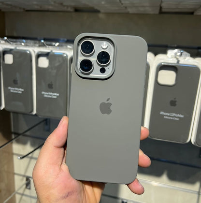 Natural Titanium (Light Grey) Silicon Case With Soft Padding 🩶