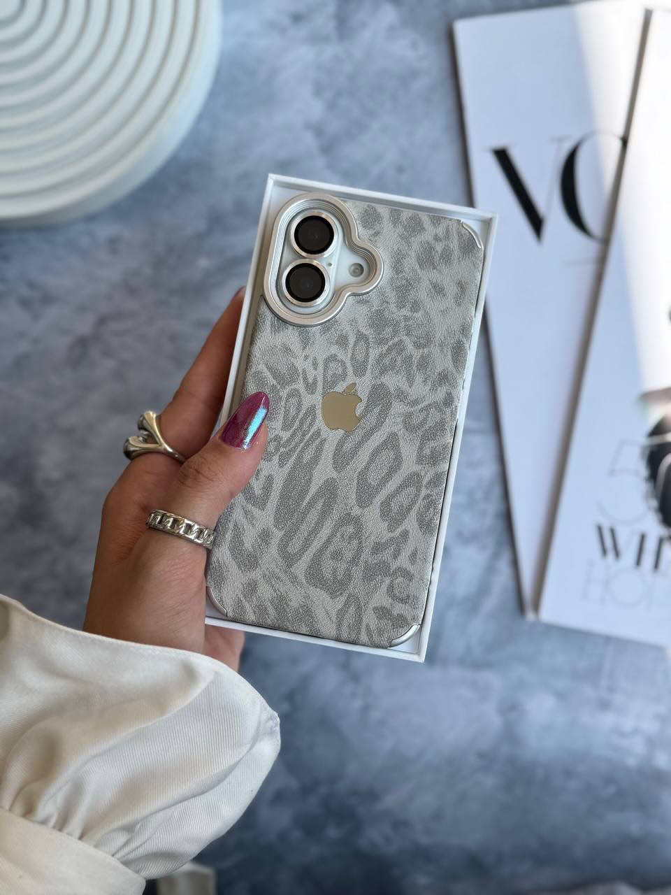 NEW Luxe Leoperd Leather Texture Case 🤤