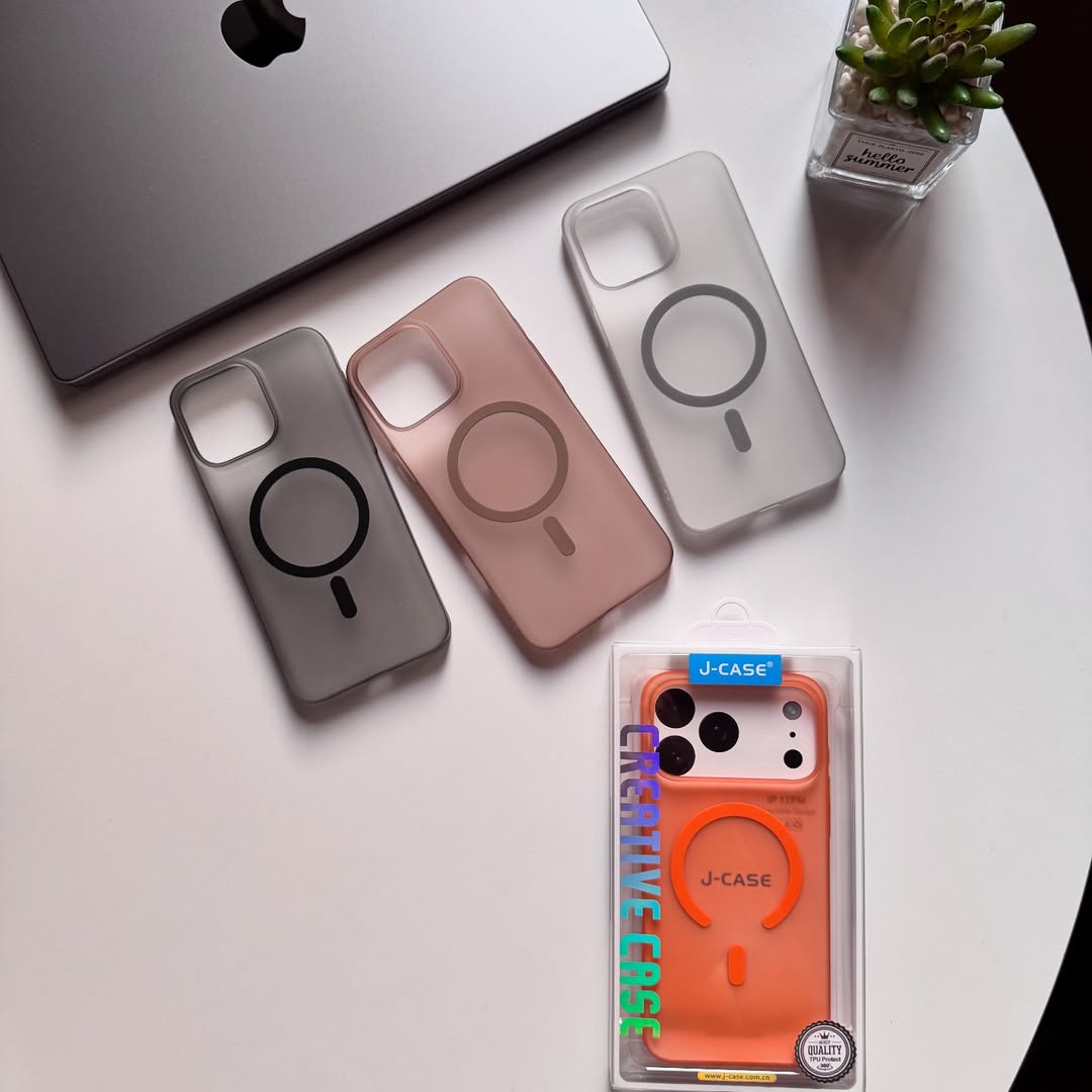 Matt Paper PC Case For Iphone 🛠️