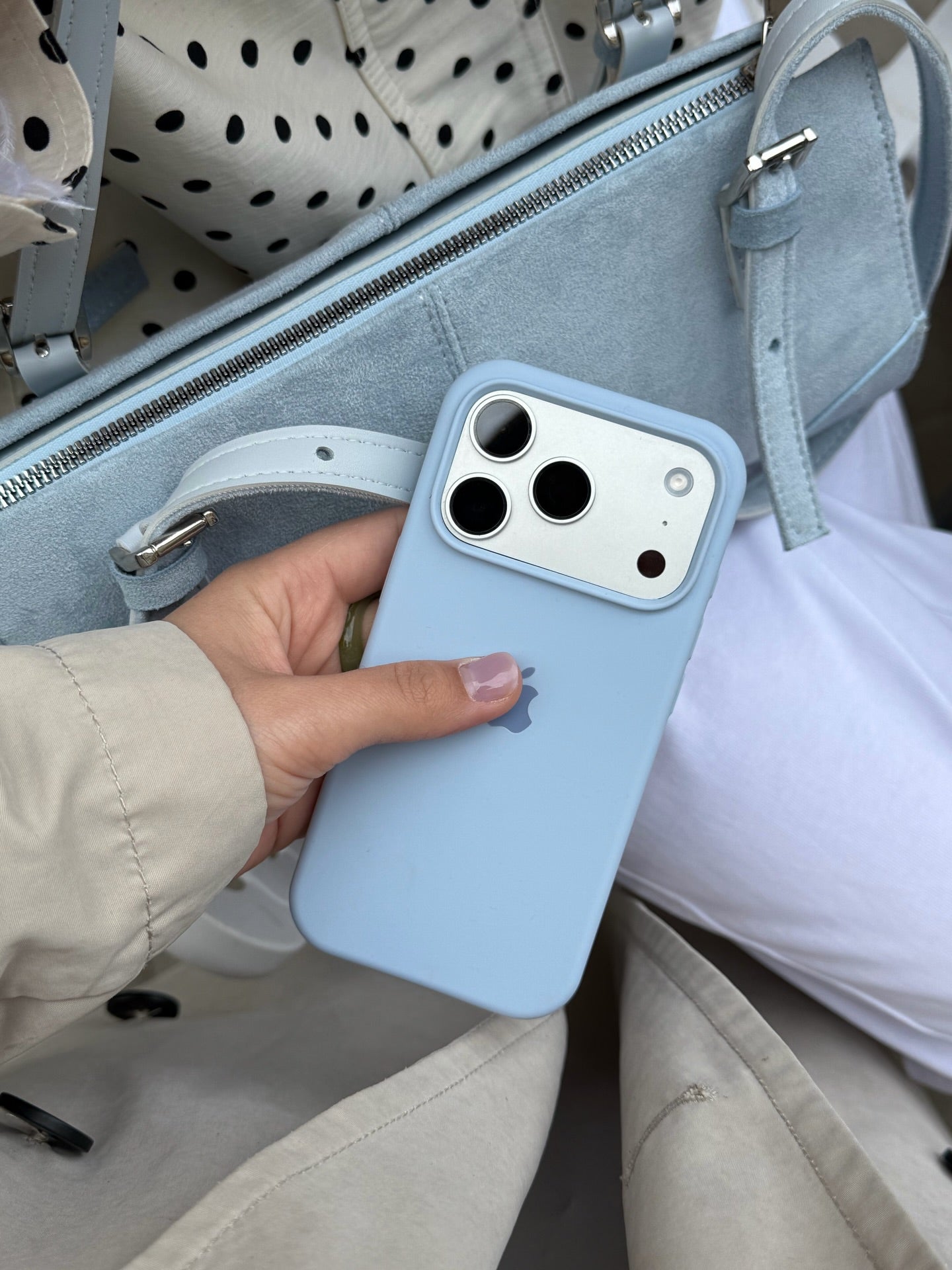 Siera Blue (Light Blue) Silicon Case With Soft Padding 🩵