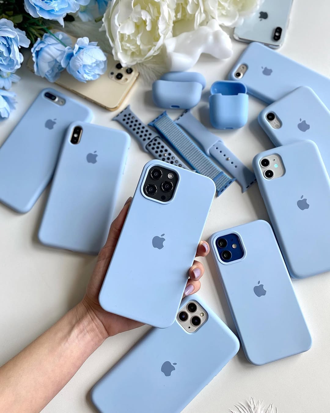 Siera Blue (Light Blue) Silicon Case With Soft Padding 🩵