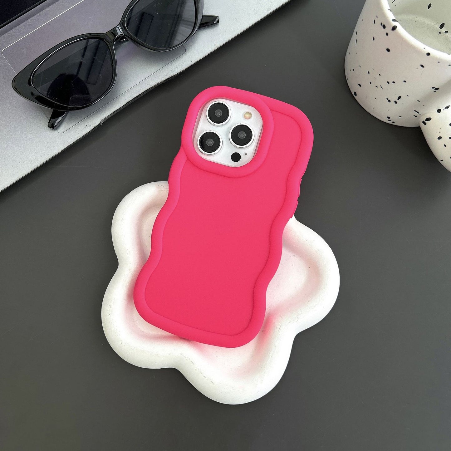 Wavy Smart Silicon Case For iPhone (FLAT 60% OFF)