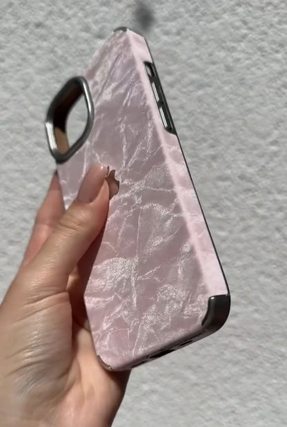 Silk Luxe Case with a Premium Textured Feel 💨