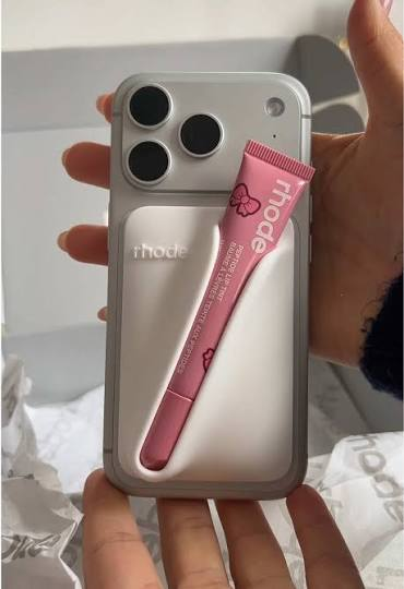 Rhode Snap-On-Lip Case With Rhode Lip Tint 💄