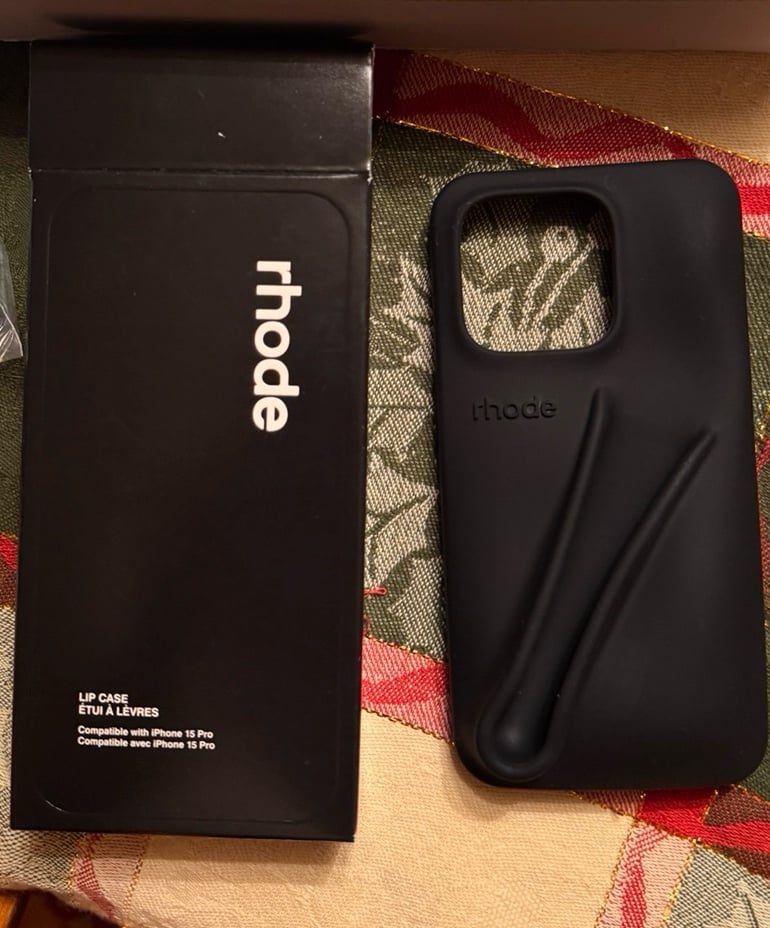 Rhode Soft Case With Rhode Lip Tint 💗